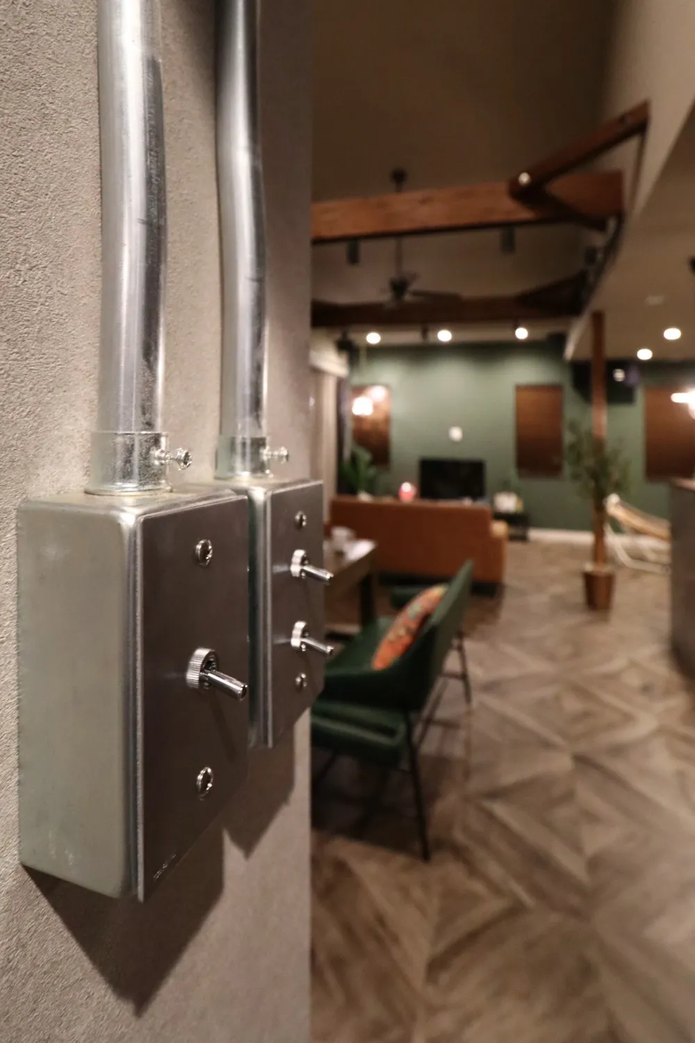 株式会社ウッディハウス｜注文住宅｜茨城県神栖市｜施工事例｜トグルスイッチ